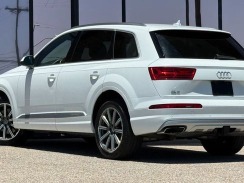 Used 2018 Audi Q7 3.0T Premium Plus w/ Premium Plus Package AWD/4WD image 7