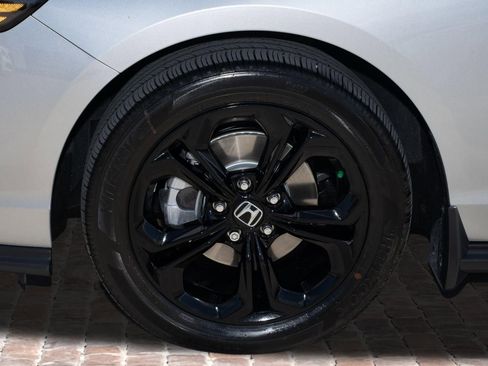 Certified 2025 Honda Accord SE image 37