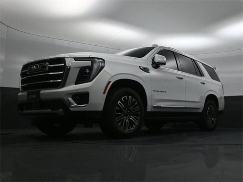 Certified 2025 GMC Yukon Elevation image 26