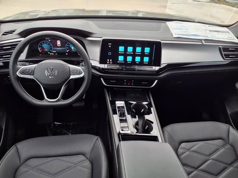 New 2026 Volkswagen Atlas Cross Sport SE FWD image 10