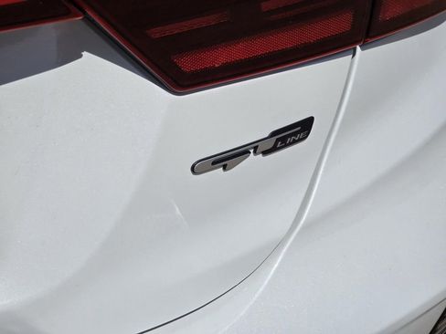 Used 2023 Kia Forte GT-Line image 7