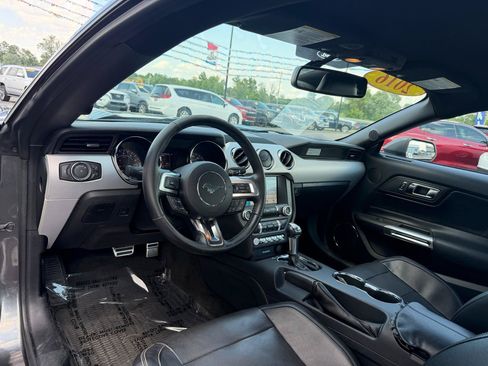 Used 2016 Ford Mustang Premium RWD image 12