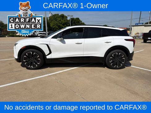 Used 2024 Chevrolet Blazer EV RS RWD image 2
