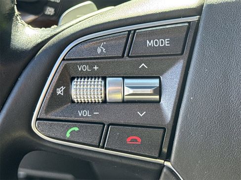 Used 2019 Genesis G90 3.3T Premium image 25