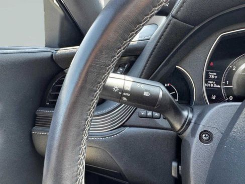 Used 2023 Lexus LS 500 image 25