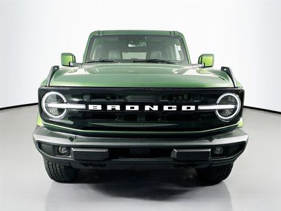 New 2025 Ford Bronco Outer Banks