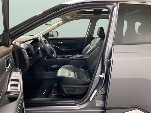 Certified 2023 Nissan Rogue SL AWD/4WD image 11