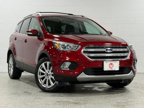 Used 2017 Ford Escape Titanium AWD/4WD image 4
