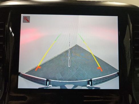 Used 2022 RAM 1500 Laramie AWD/4WD image 12