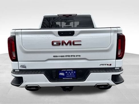 Used 2024 GMC Sierra 1500 AT4 w/ Technology Package image 4