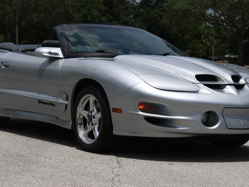 Used 1999 Pontiac Firebird Trans Am RWD image 12