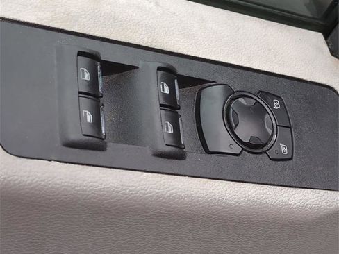 Used 2018 Ford F250 XL w/ Power Equipment Group image 16