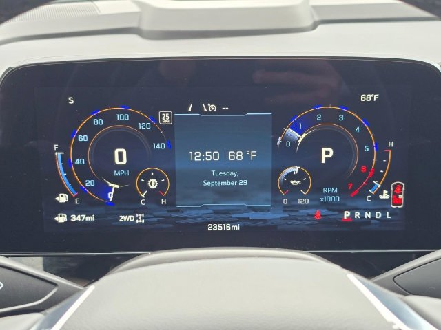 Used 2025 Chevrolet Suburban Z71 AWD/4WD image 27