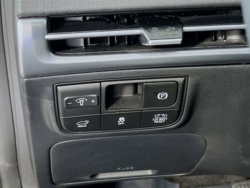 Used 2025 Hyundai Tucson SEL image 9