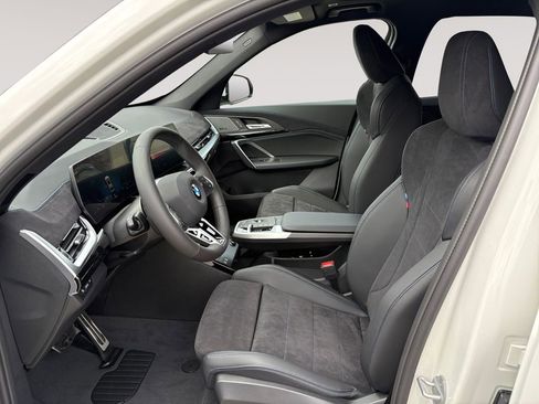 New 2026 BMW X1 xDrive28i w/ M Sport Package AWD/4WD image 9