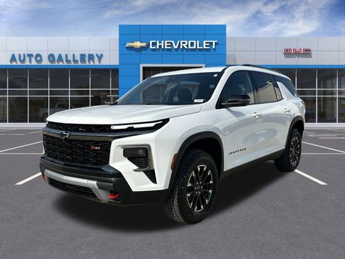 Certified 2024 Chevrolet Traverse Z71 AWD/4WD image 1