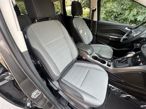 Used 2015 Ford Escape SE AWD/4WD image 7