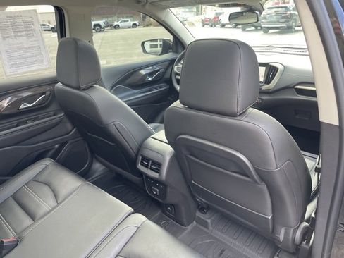 Used 2024 GMC Terrain Denali w/ Black Diamond Edition image 41