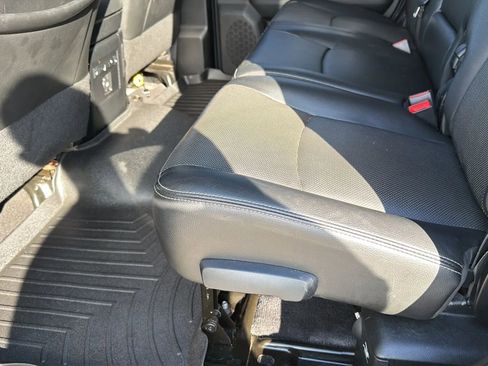 Used 2013 RAM 3500 Laramie AWD/4WD image 37