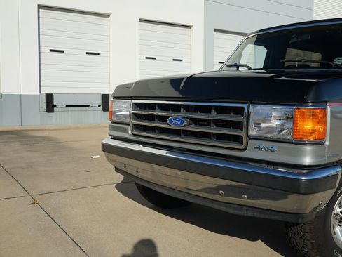 Used 1990 Ford Bronco AWD/4WD image 26