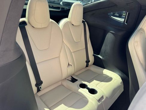Used 2023 Tesla Model X AWD/4WD image 19