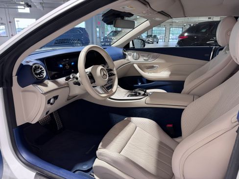 Used 2023 Mercedes-Benz E 450 4MATIC Cabriolet image 7