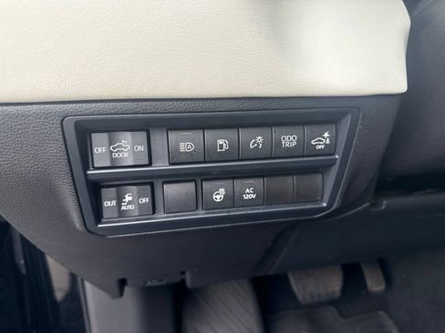 Used 2024 Toyota Tundra Capstone AWD/4WD image 27