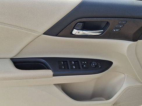 Used 2014 Honda Accord EX-L image 13