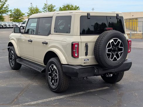New 2026 Ford Bronco Outer Banks AWD/4WD image 6