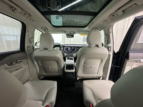 Used 2025 Volvo XC90 T8 Plus w/ Protection Package Premier AWD/4WD image 22