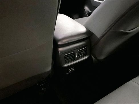 Certified 2025 Toyota RAV4 XLE AWD/4WD image 25