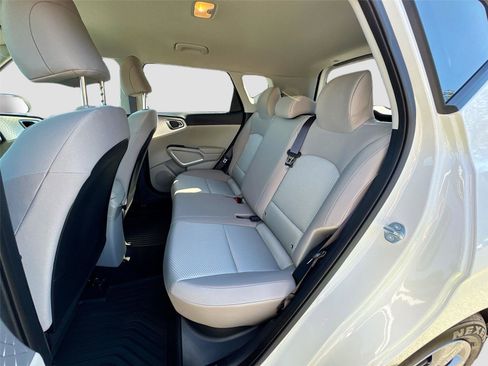 Used 2023 Kia Soul LX image 22