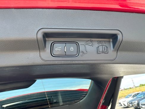 Used 2025 Ford Explorer ST w/ Sun And Sound Package AWD/4WD image 17