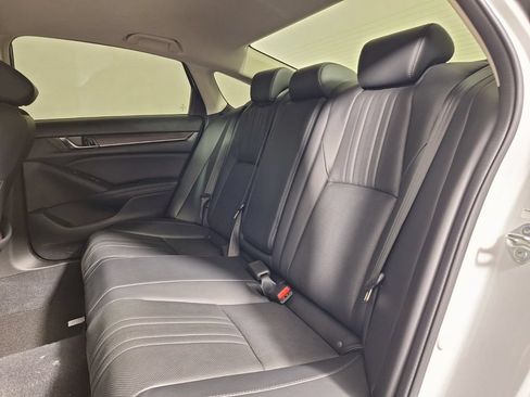 Used 2022 Honda Accord Touring image 25