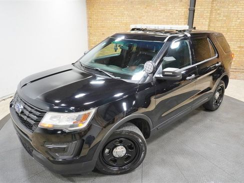 Used 2016 Ford Explorer 4WD Police Interceptor image 2
