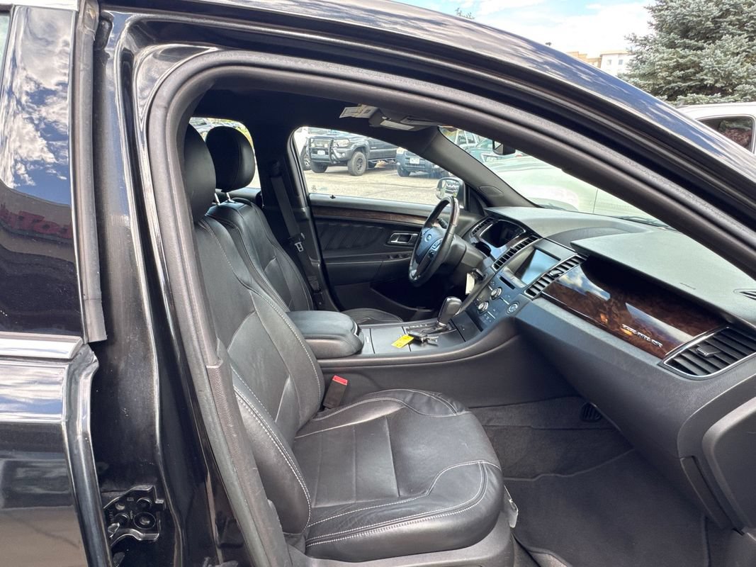 Used 2013 Ford Taurus Limited FWD image 16