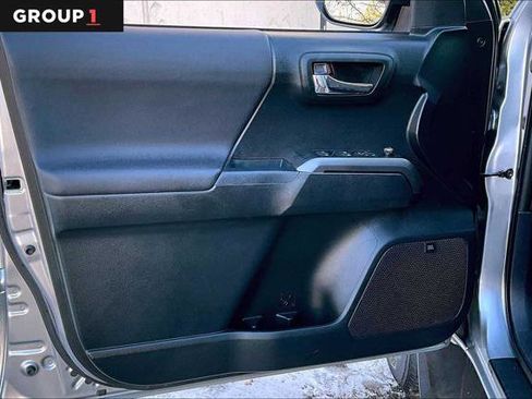 Certified 2017 Toyota Tacoma TRD Sport image 21