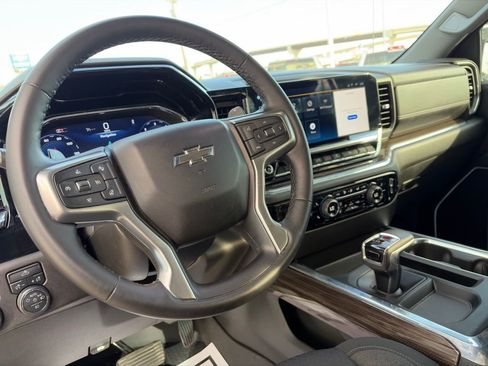 Used 2024 Chevrolet Silverado 1500 RST w/ Protection Package image 19