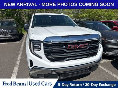 Used 2026 GMC Sierra 1500 SLT AWD/4WD image 15