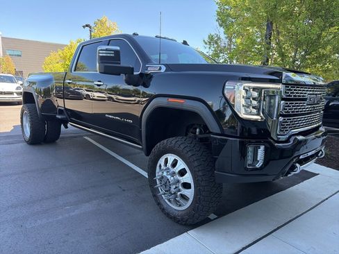 Used 2021 GMC Sierra 3500 Denali w/ Denali Ultimate Package AWD/4WD image 2