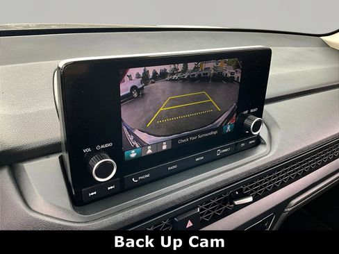 Used 2025 Honda Accord SE image 13