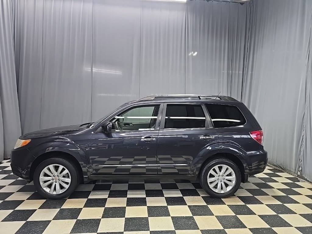 Used 2012 Subaru Forester 2.5X Premium w/ All-Weather Pkg AWD/4WD image 7