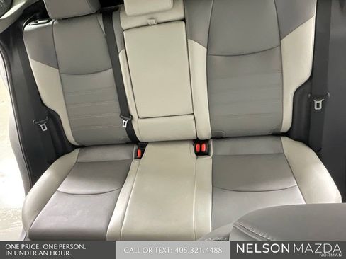Used 2020 Toyota RAV4 XLE Premium FWD image 26