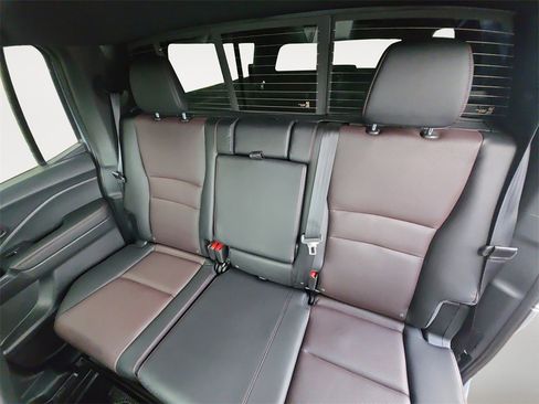 Used 2024 Honda Ridgeline Black Edition image 13