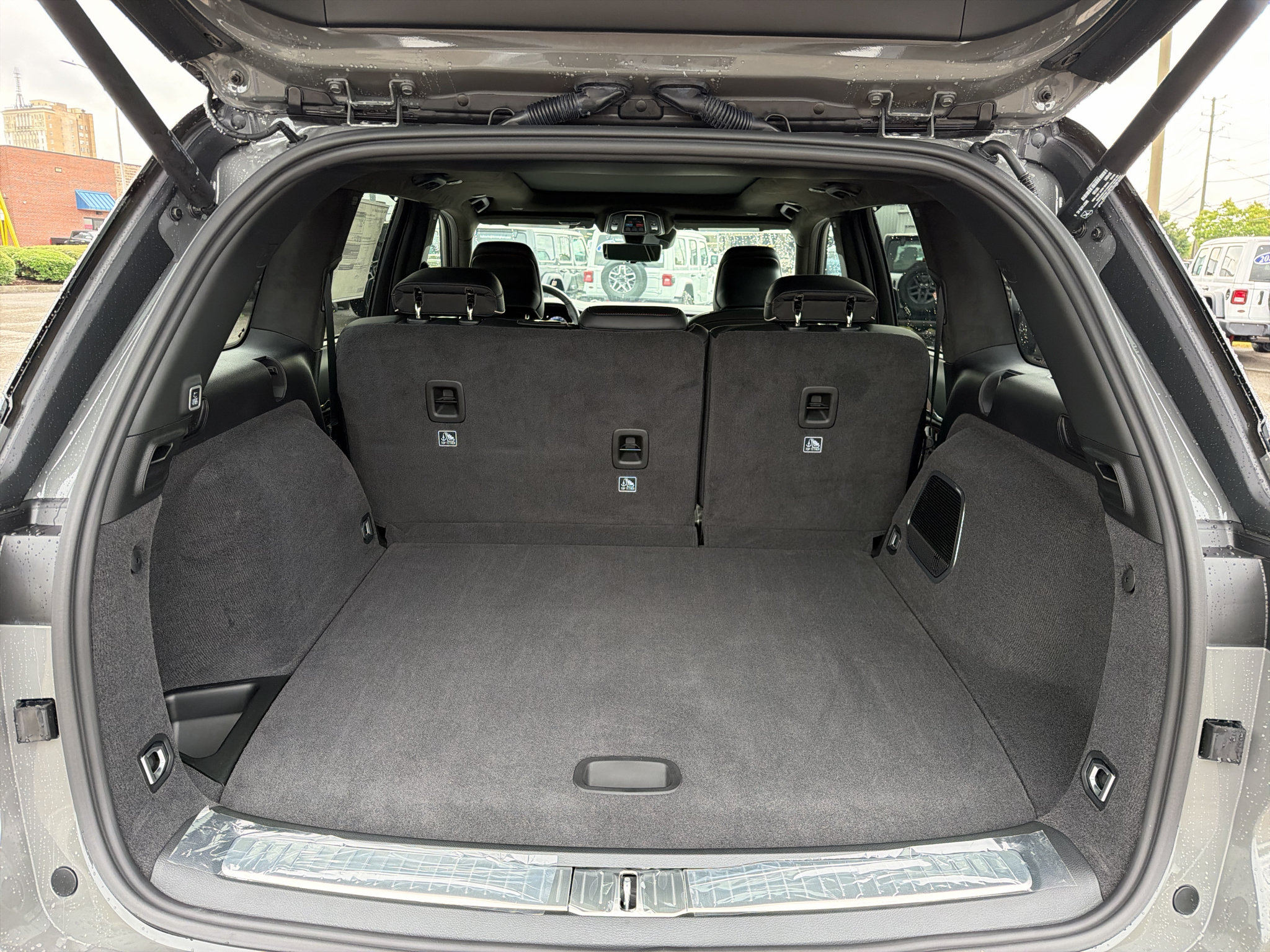 New 2027 Jeep Grand Cherokee Summit AWD/4WD image 8