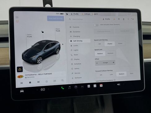 Used 2024 Tesla Model Y Long Range RWD image 25