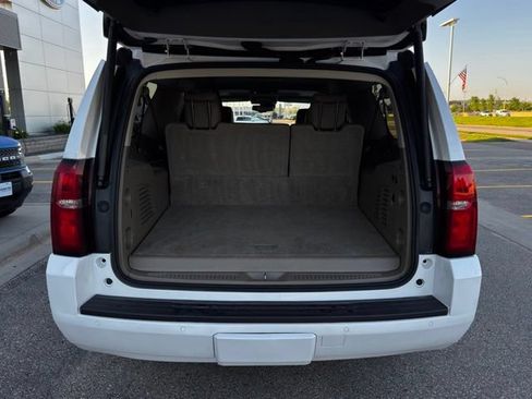 Used 2019 Chevrolet Suburban LT AWD/4WD image 45