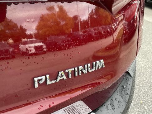 Used 2023 Nissan Rogue Platinum w/ Platinum Premium Package image 9