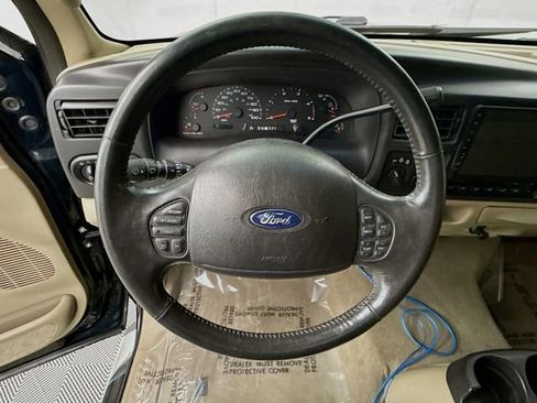 Used 2005 Ford Excursion Limited image 11