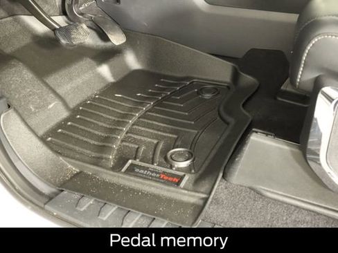 Certified 2023 Ford F150 Lariat w/ FX4 Off-Road Package image 39